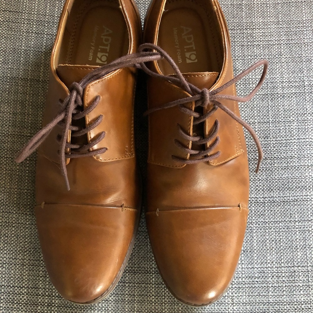 Apt 9 men’s 8 Oxford dress shoes brown